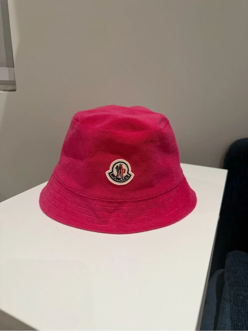 Moncler bucket hat